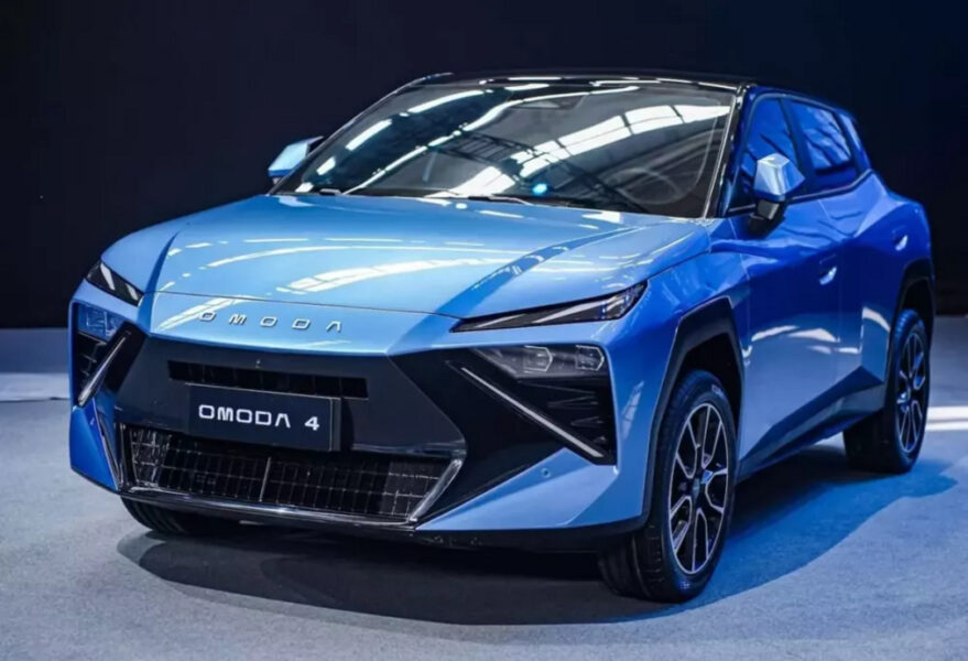 Omoda O4 tiếp tục được trưng bày, sắp lắp ráp ở Việt Nam