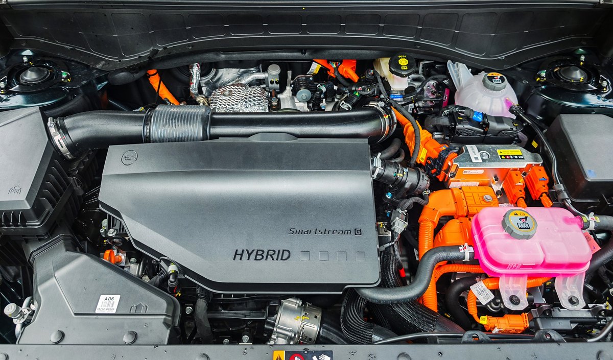 Khoang máy hybrid của Hyundai Palisade Hybrid
