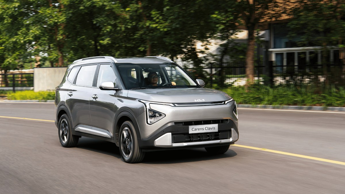 Kia Carens Clavis vận hành với động cơ Smartstream 1.5L