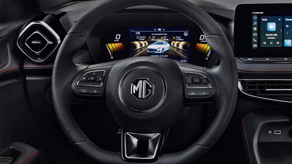 Vô-lăng bọc da microfiber của MG GT